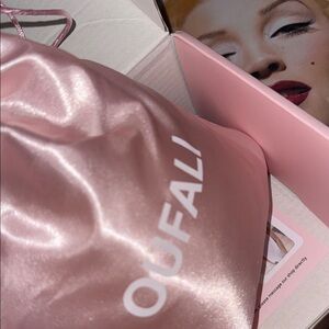 🍒 👐🏻 🍒 • OUFALI x Ta-Ta Vibes • 🫶🏻♥️🫶🏻